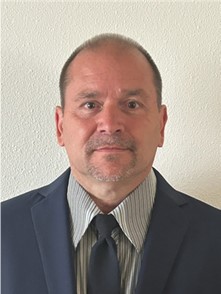 superintendent eddie reetz